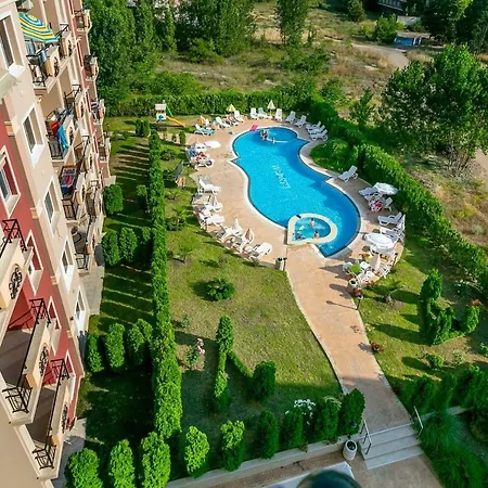 Apartman 2nd Floor 1bedroom With Pool View Eq Napospart